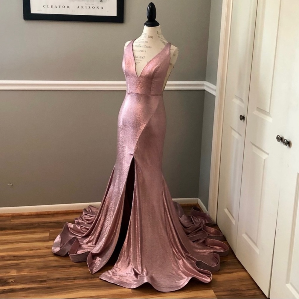 Jovani SZ 2 metallic rose gold evening gown